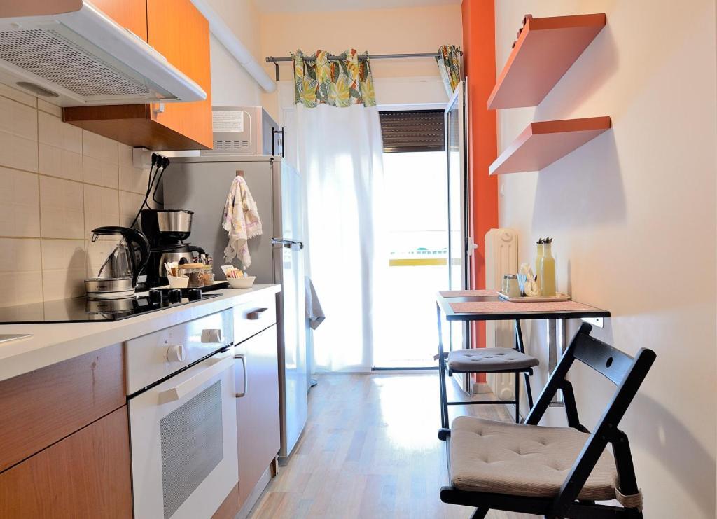 Cozycentre Apartment Атина Екстериор снимка